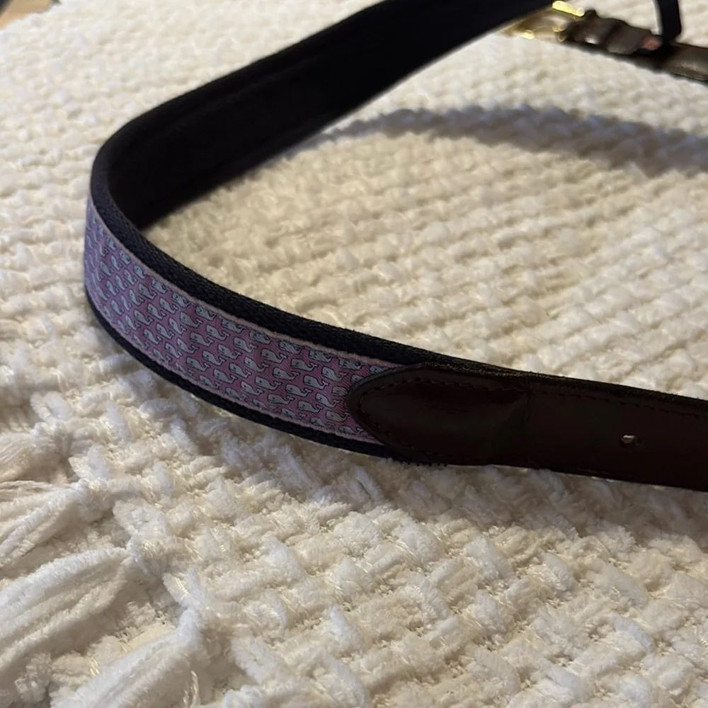 Gently Loved Vinyard Vines Silk/Leather Men's  Pink Patterned Belt